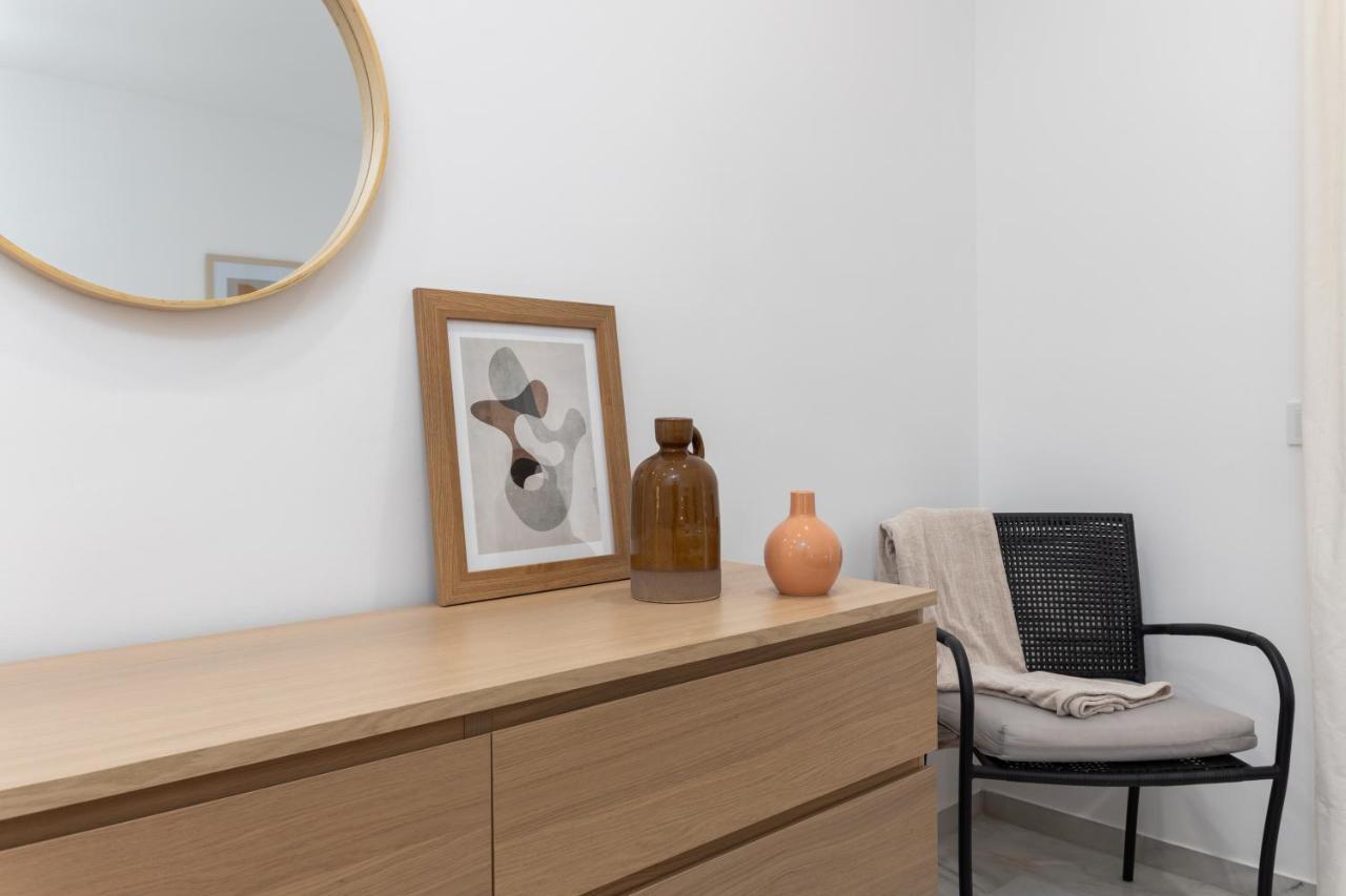 Apartment Golden Mile Luxury Ground Floor Near Puente